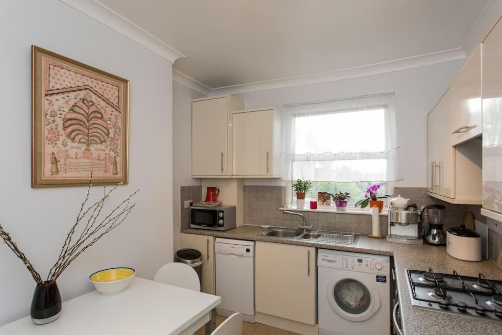 2 Bed Room Flat Near Westfield, West London Ngoại thất bức ảnh